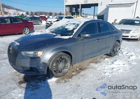 2016 Audi A3 1.8T Premium z USA, uszkodzony, nr VIN WAUC7GFF2G1007983